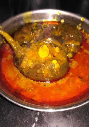 ભરેલા રીંગણા (Bharela Ringan Recipe In Gujarati) રેસીપી મુખ્ય ફોટો
