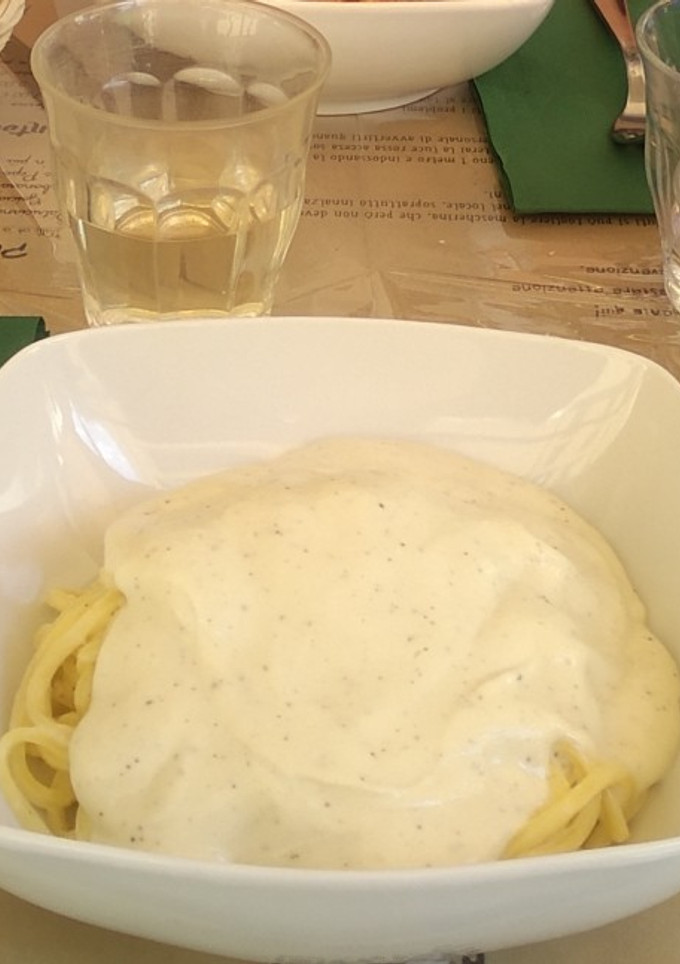 Una foto de "Cacio e pepe", segunda versión
