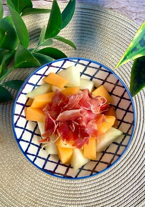 Una foto de Melón con jamón