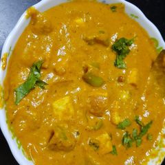 A picture of Paneer butter masala.