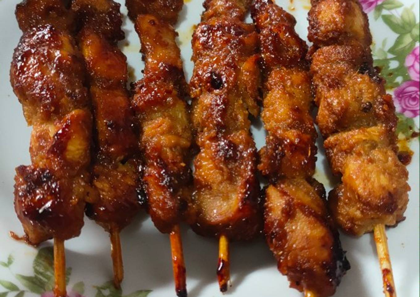 Sate ayam maranggi berbumbu..