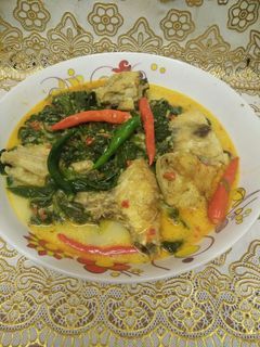 Foto resep Gulai ayam daun singkong