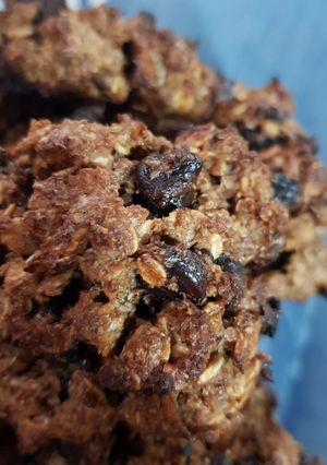Una foto de Bocaditos galletitas granola y chips de chocolate