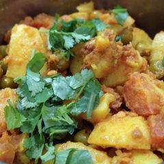 A picture of Aloo gajar veg.