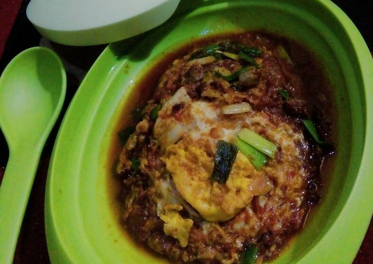 Bagaimana Menyiapkan Balado telur mata sapi Anti Gagal