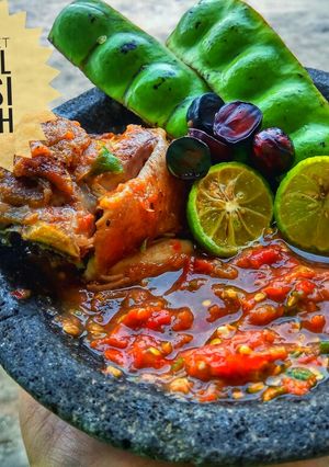 Foto resep Ayam penyet sambal terasi mentah