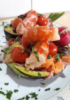 Una foto de Palta y langostinos y solo una idea