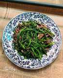 Đọt su su xào thịt bò