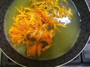 Una foto de flor de naranjas