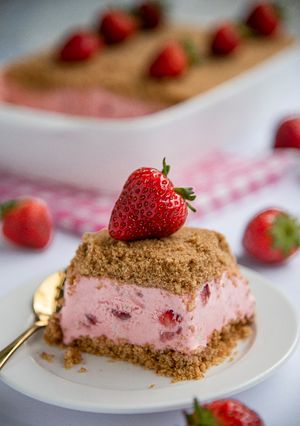 A picture of Frozen strawberry dessert.