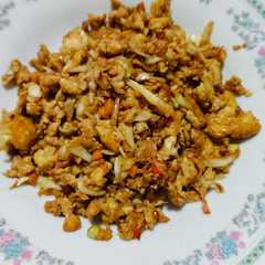 A picture of Orak Arik Telur Sayur.