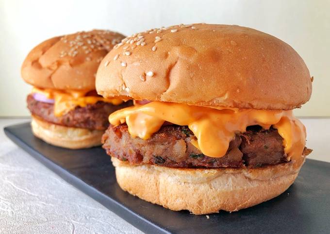 Steps to Make Jamie Oliver Veggie Bean Burger