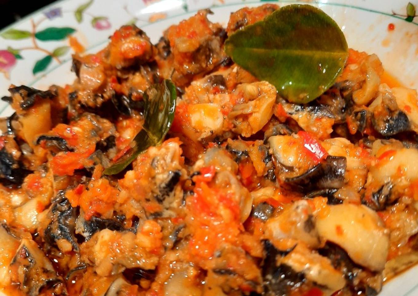 Rica-rica Keong Sedapp