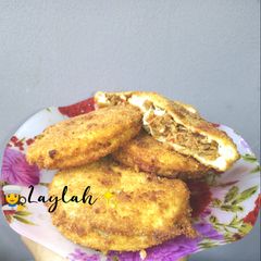 A picture of Beef Bread Patties 🍞.