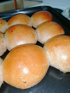 A picture of Wholegrain buns.