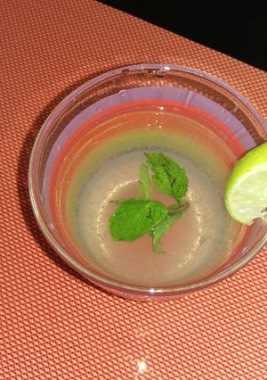 A picture of Lemonade.