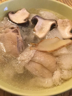 竹笙松本茸雞湯 的食譜成品照片