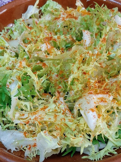 Una foto de Ensalada de escarola