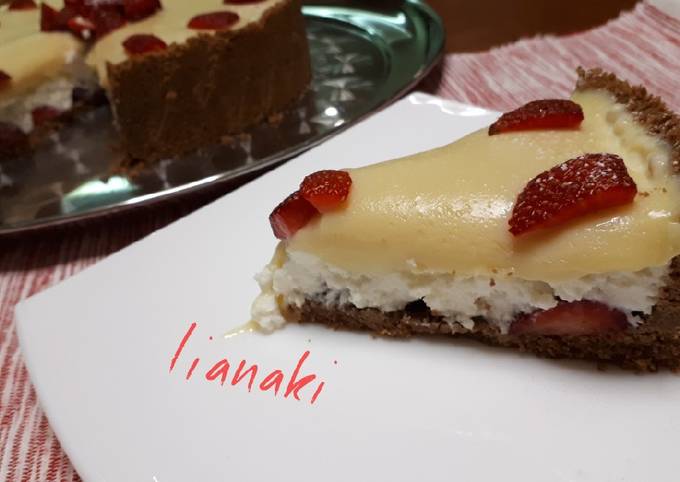 κύρια φωτογραφία συνταγής Cheesecake με μυζήθρα και φράουλες