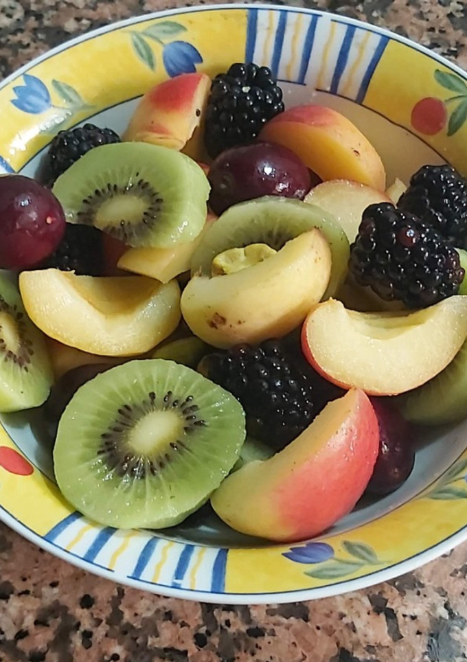 Una foto de Ensalada frutal refrescante