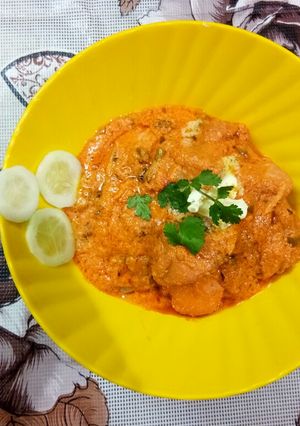 A picture of Butter chicken.