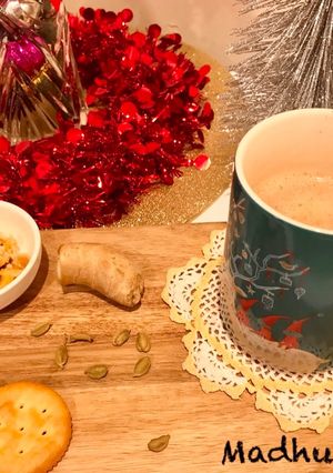 गुड़ की चाय (Gud ki chai recipe in hindi) रेसिपी मुख्य फोटो