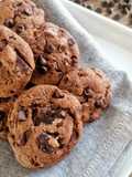Cookies vegani al doppio cioccolato