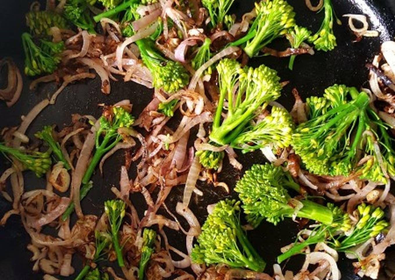 Broccoli Onion Stir Fry