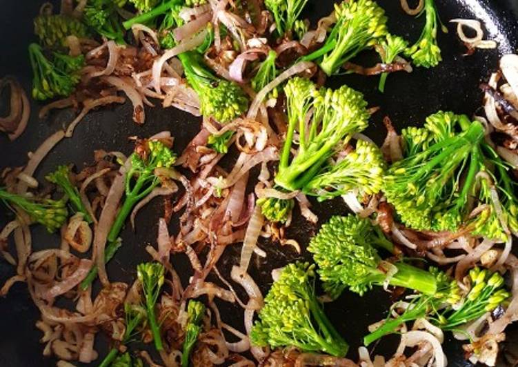 Broccoli Onion Stir Fry