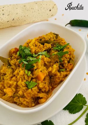 A picture of Vegetable Masala Khichdi.