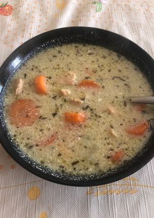 Tárkonyos csirkeragu leves recept fotója