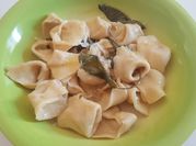 A picture of tortellini pasta