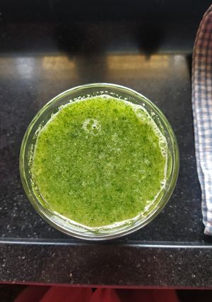કાચી કેરી ફુદીના કૂલર (Kachi Keri Pudina Cooler Recipe In Gujarati) રેસીપી મુખ્ય ફોટો