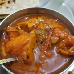 A picture of Soya chaap gravy.