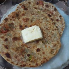 A picture of Crispy Mooli Parantha.