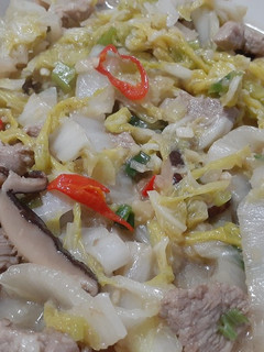 白菜炒香菇肉絲 的食譜成品照片