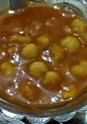 A picture of Chana masala.