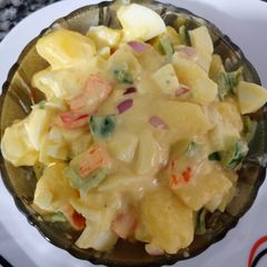 A picture of Potatoes Salad.
