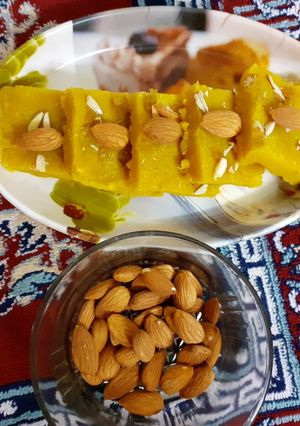 A picture of (Yummy)चना दाल की बर्फी☺.