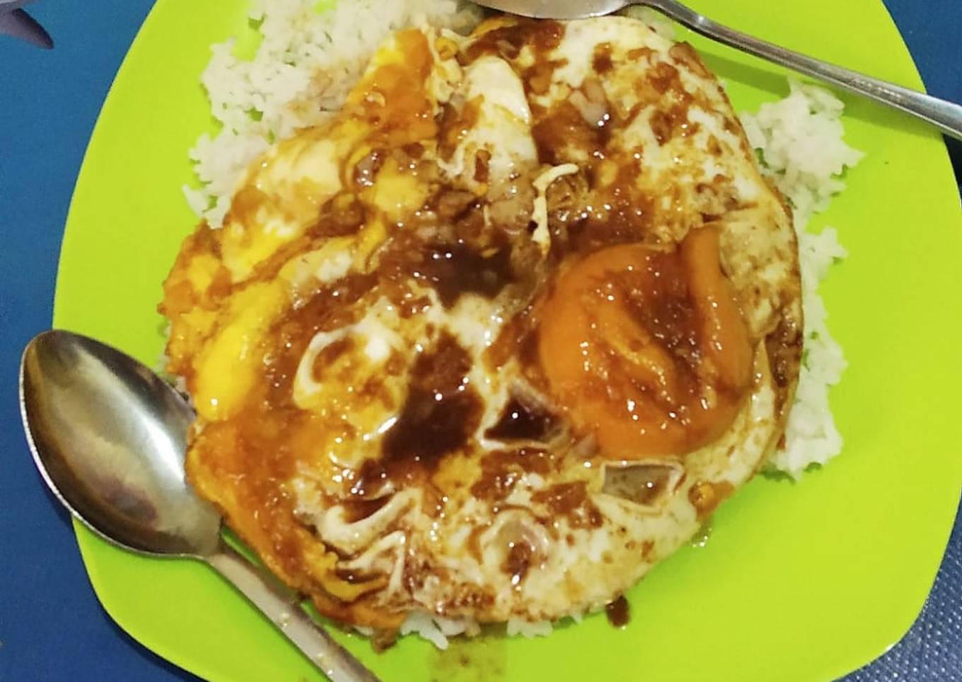 Nasi Telur viral anak kos
