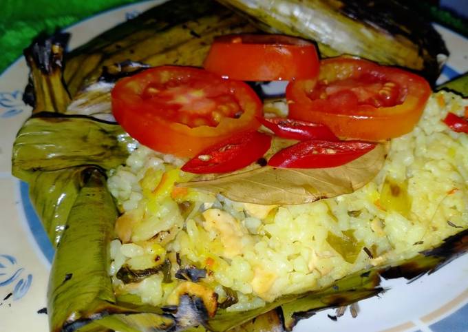 Resep Nasi bakar ayam oleh Rifqi cake # endang dwi - Cookpad