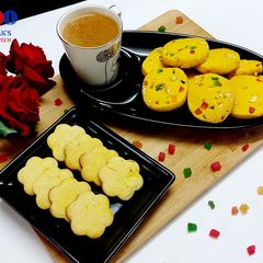 A picture of Osmaniya biscuits Karachi bakerys.