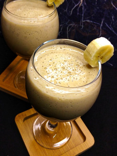Banana Smoothie ainihin hoton girkin