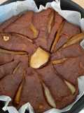 Pear and chocolate tart: gluten free