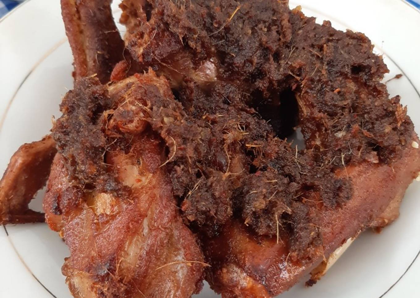 Bebek Bumbu Hitam Ala Madura