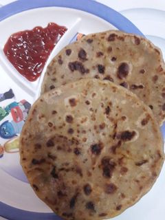 আলু পরাঠা (Aloo paratha recipe in Bengali) রেসিপির প্রধান ছবি