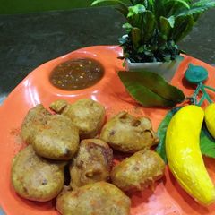 A picture of Banana pakora.