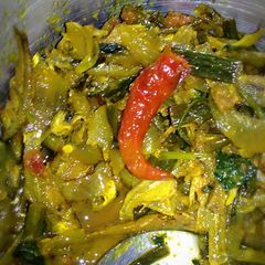 A picture of Spring onion stir fry.