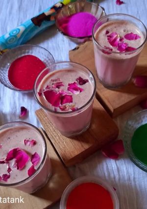 A picture of Rose Thandai.
