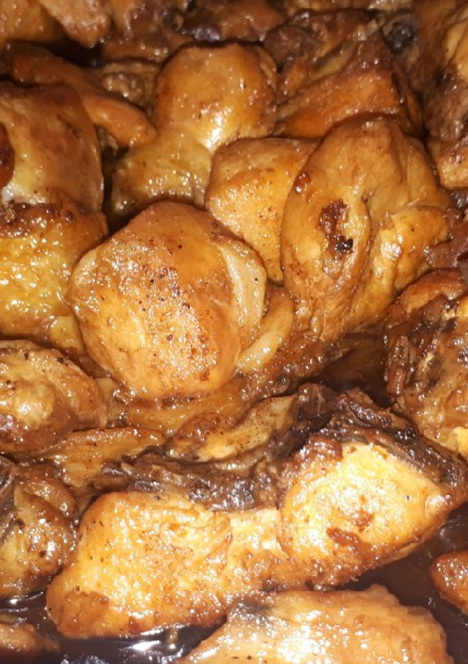 Una foto de Pollo al ajillo